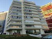 Edificio en Brava 4505 1 chica