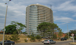 Torre Tressesenta en Punta del Este E212 1 grande
