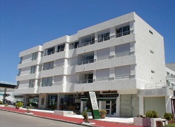 Edificio Simon Bolivar en Peninsula 8530 1 grande