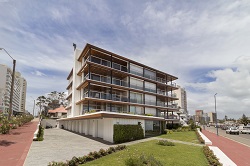 Edificio Brioni en Peninsula 8039 1 grande