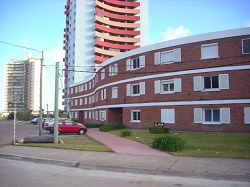 Edificio El Mar en Brava 4041 1 grande