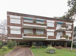 Edificio camaro en Aidy Grill 5032 1 grande